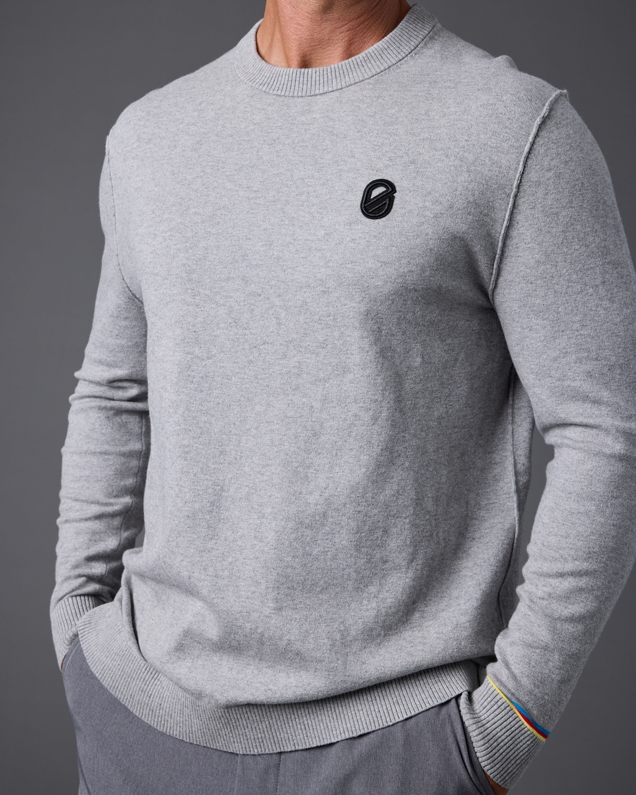 Wilcox Sweater Logo | Heather Grey