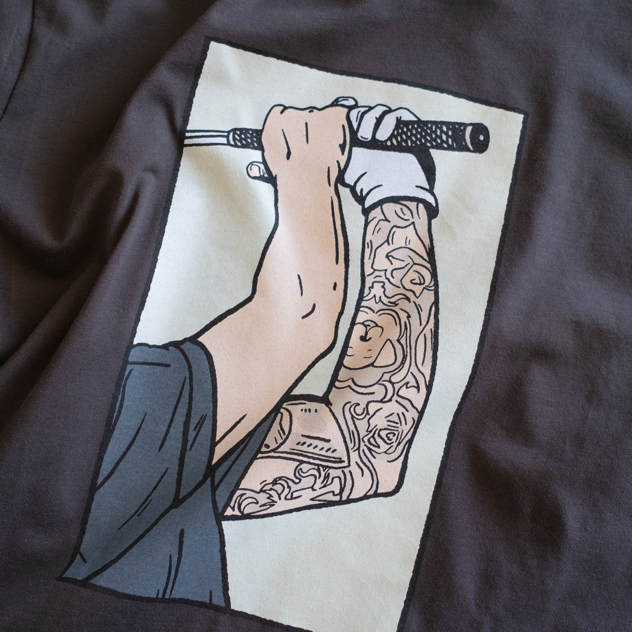 AK Grip Tee | Faded Black