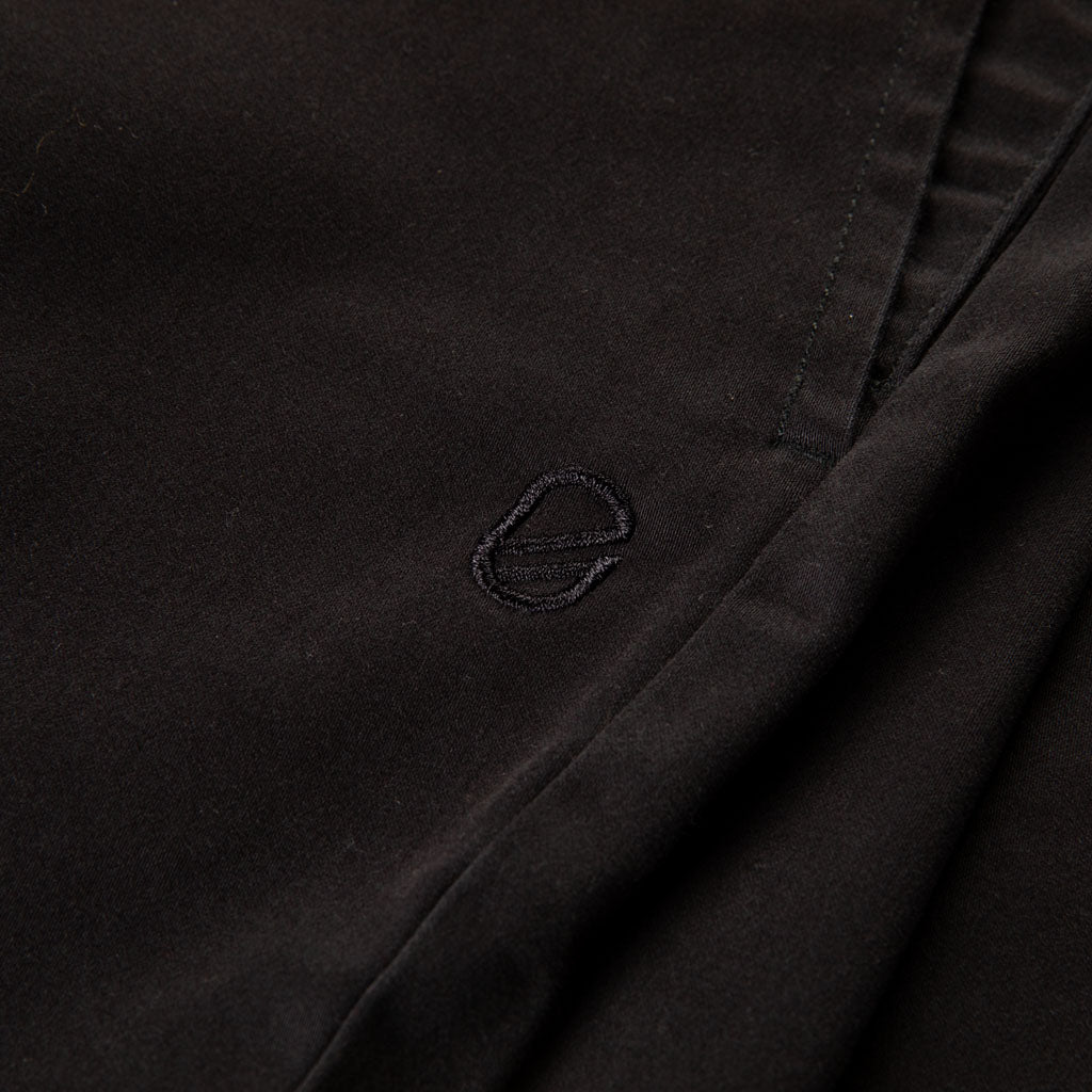 SUMMIT SHORTS | CAVIAR